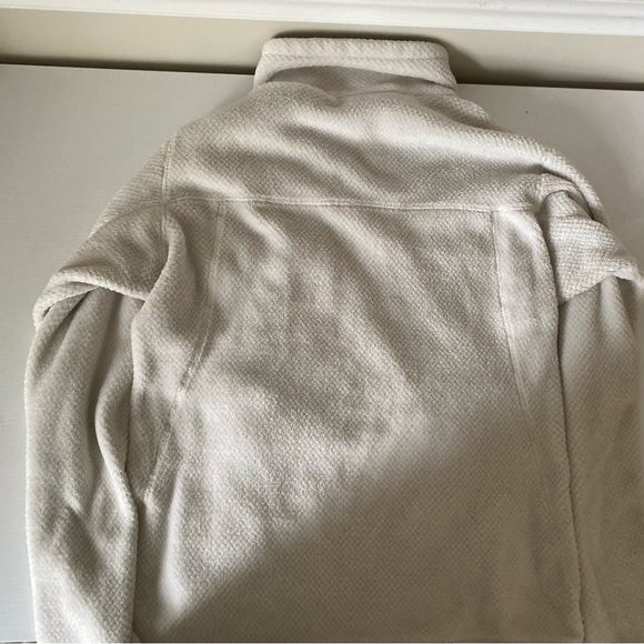 Patagonia Pullover - Picture 2 of 2